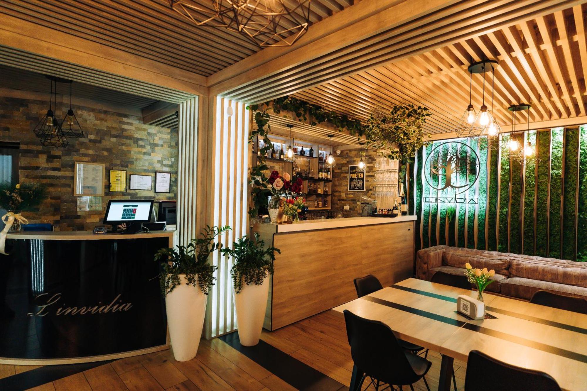 L'Invidia Hotel Novaci-Straini Luaran gambar